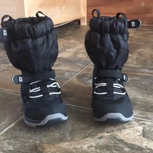 Toddler Stride Rite Snow Shoe